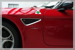 Glückwunsch - oder wer wagt es, diese Formen mit einem Aufkleber zu verunzieren?