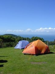 Lager mit Aussicht am Bristol-Channel