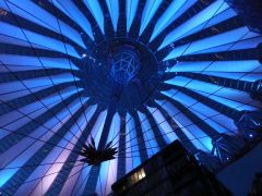 Sony Center   07
Dach, blaue Phase
