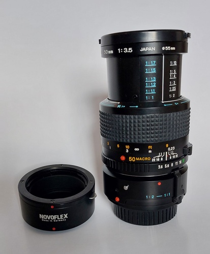 Mehr Informationen zu "Minolta MD-Rokkore mit Novoflex Adapter für mft-Kameras"